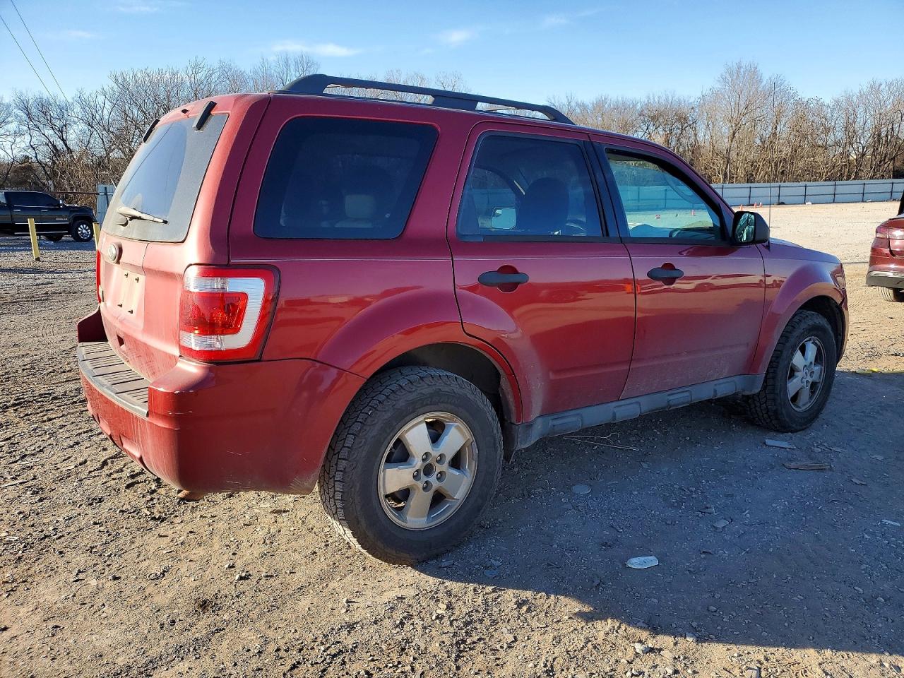 2012 FORD ESCAPE XLT photo 3