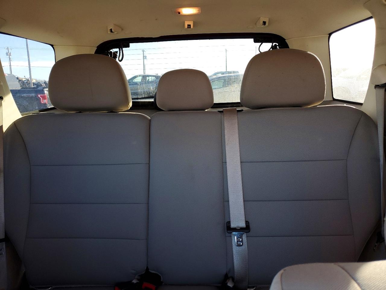 2012 FORD ESCAPE XLT photo 10