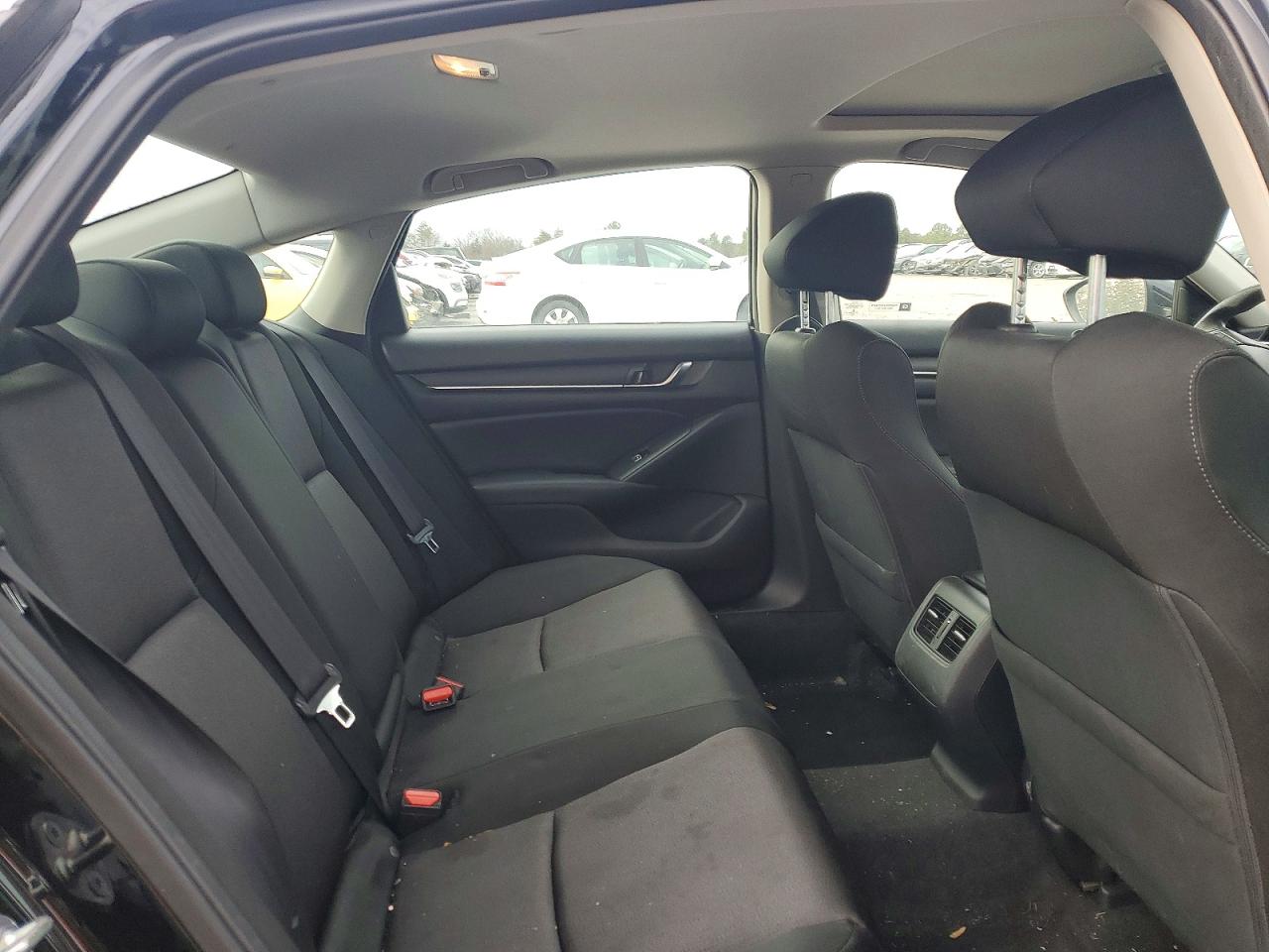2018 HONDA ACCORD EX photo 10