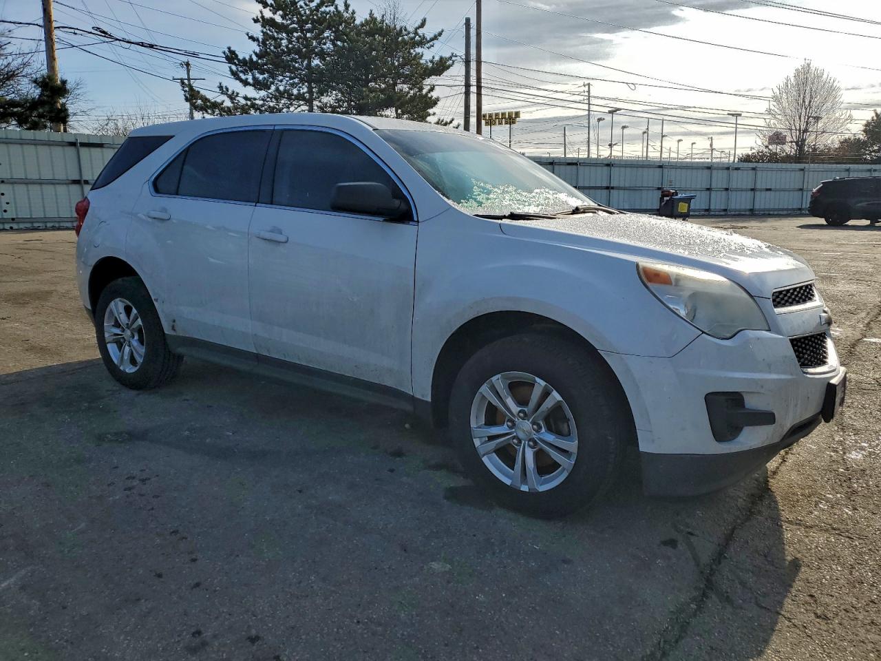 2013 CHEVROLET EQUINOX LS photo 7