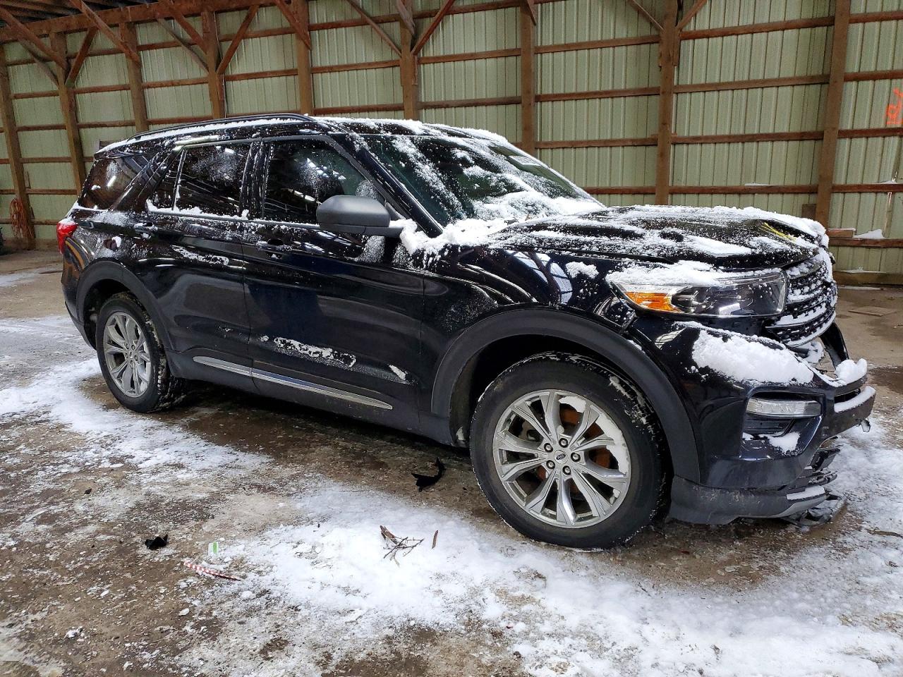 2020 FORD EXPLORER XLT photo 4