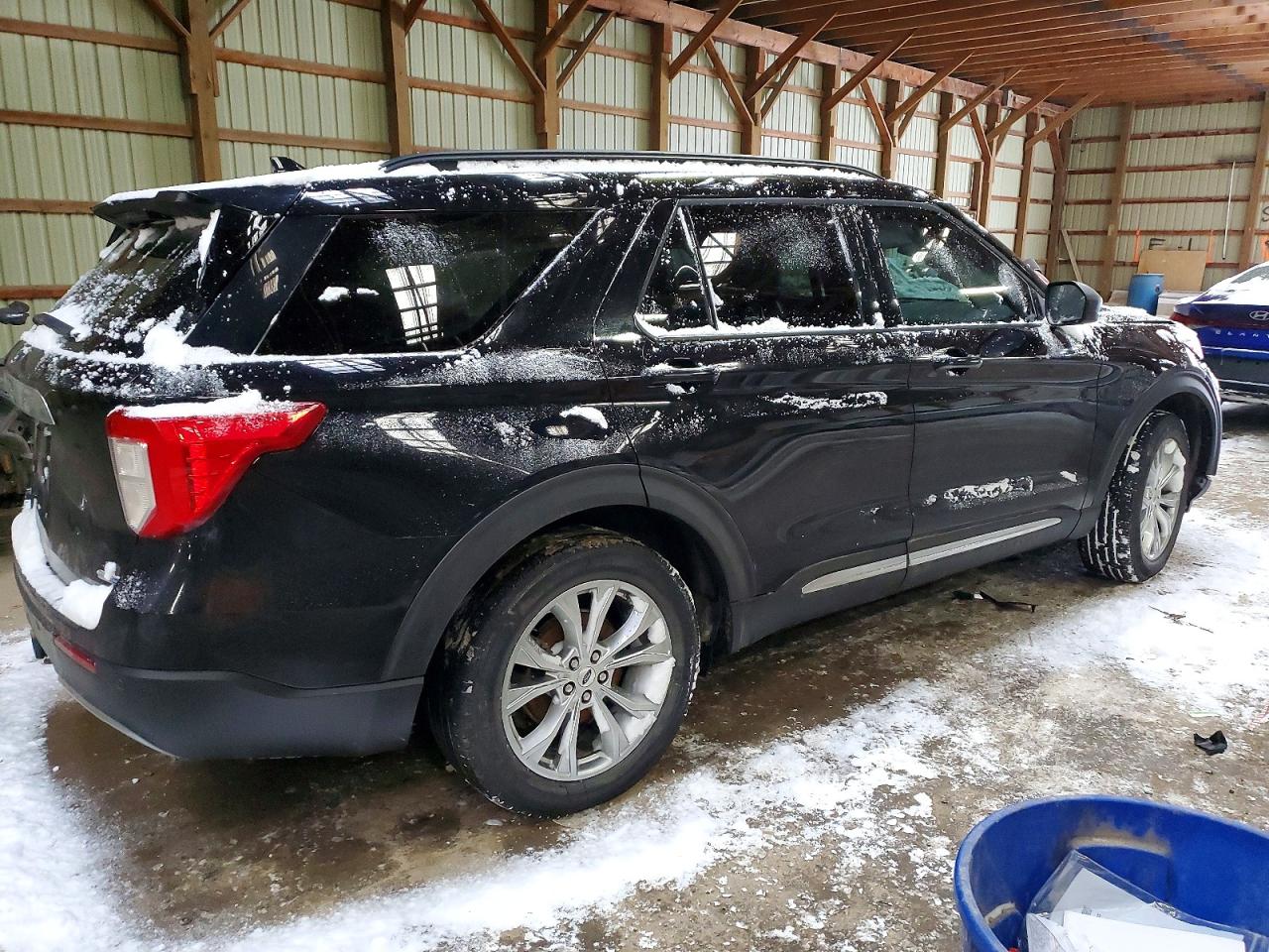2020 FORD EXPLORER XLT photo 3