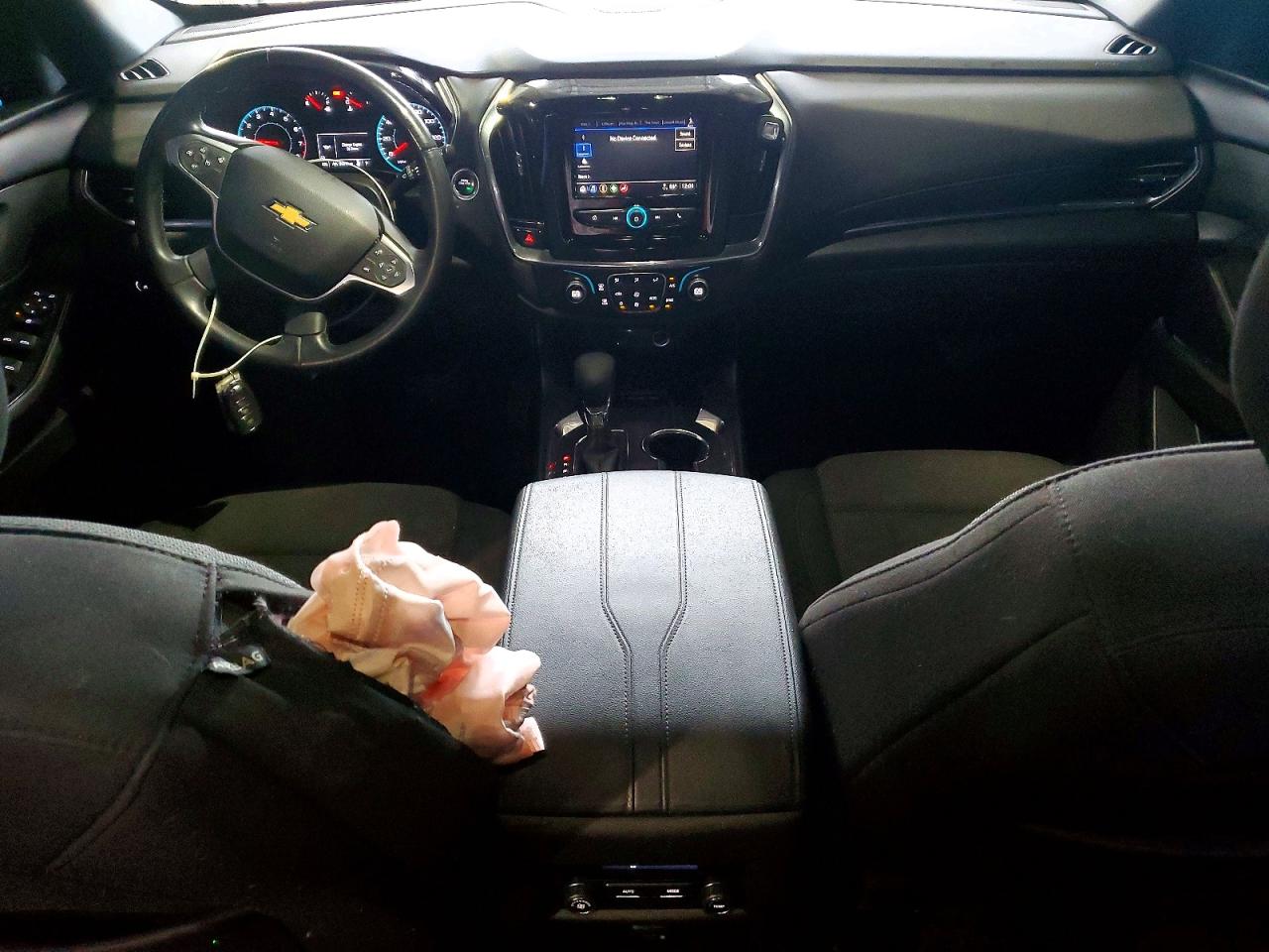 2023 CHEVROLET TRAVERSE LT photo 8