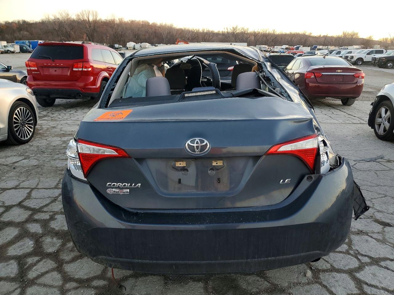 2015 TOYOTA COROLLA L photo 6