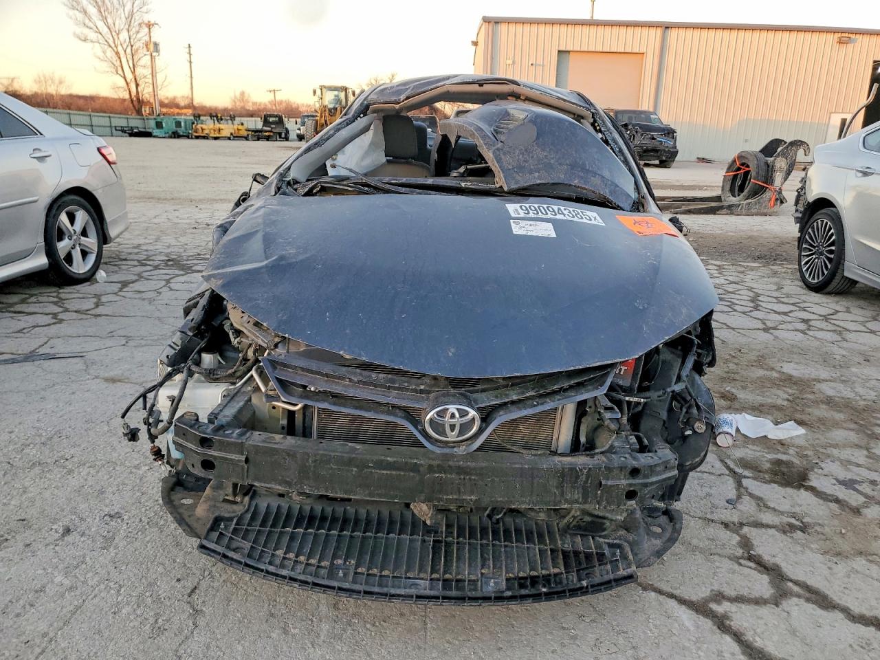 2015 TOYOTA COROLLA L photo 5