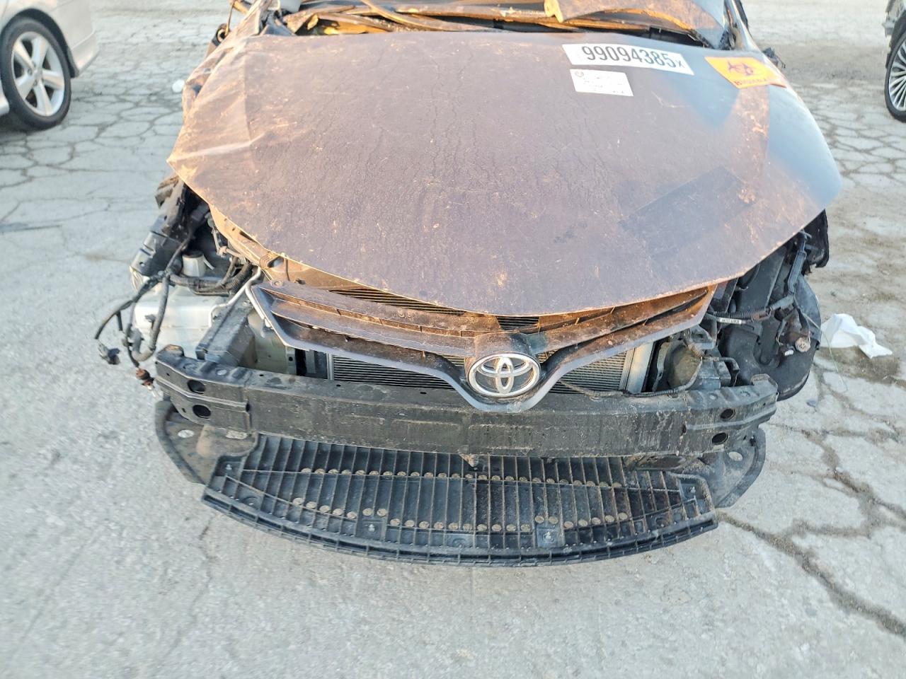 2015 TOYOTA COROLLA L photo 11