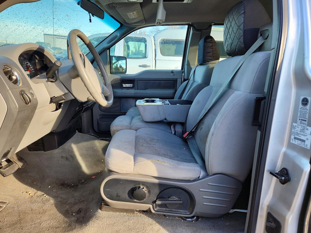 2004 FORD F150 photo 25