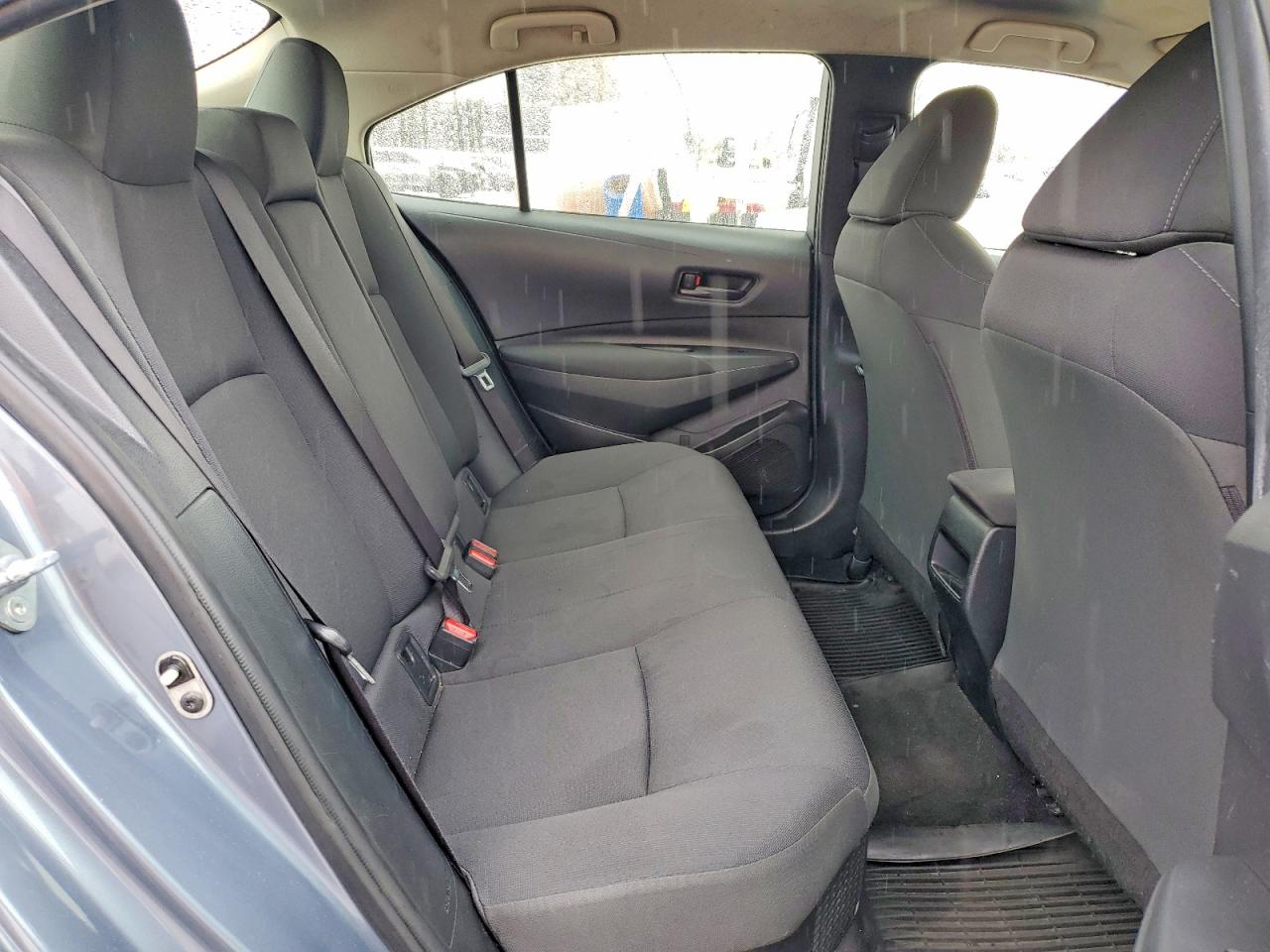 2022 TOYOTA COROLLA LE photo 10