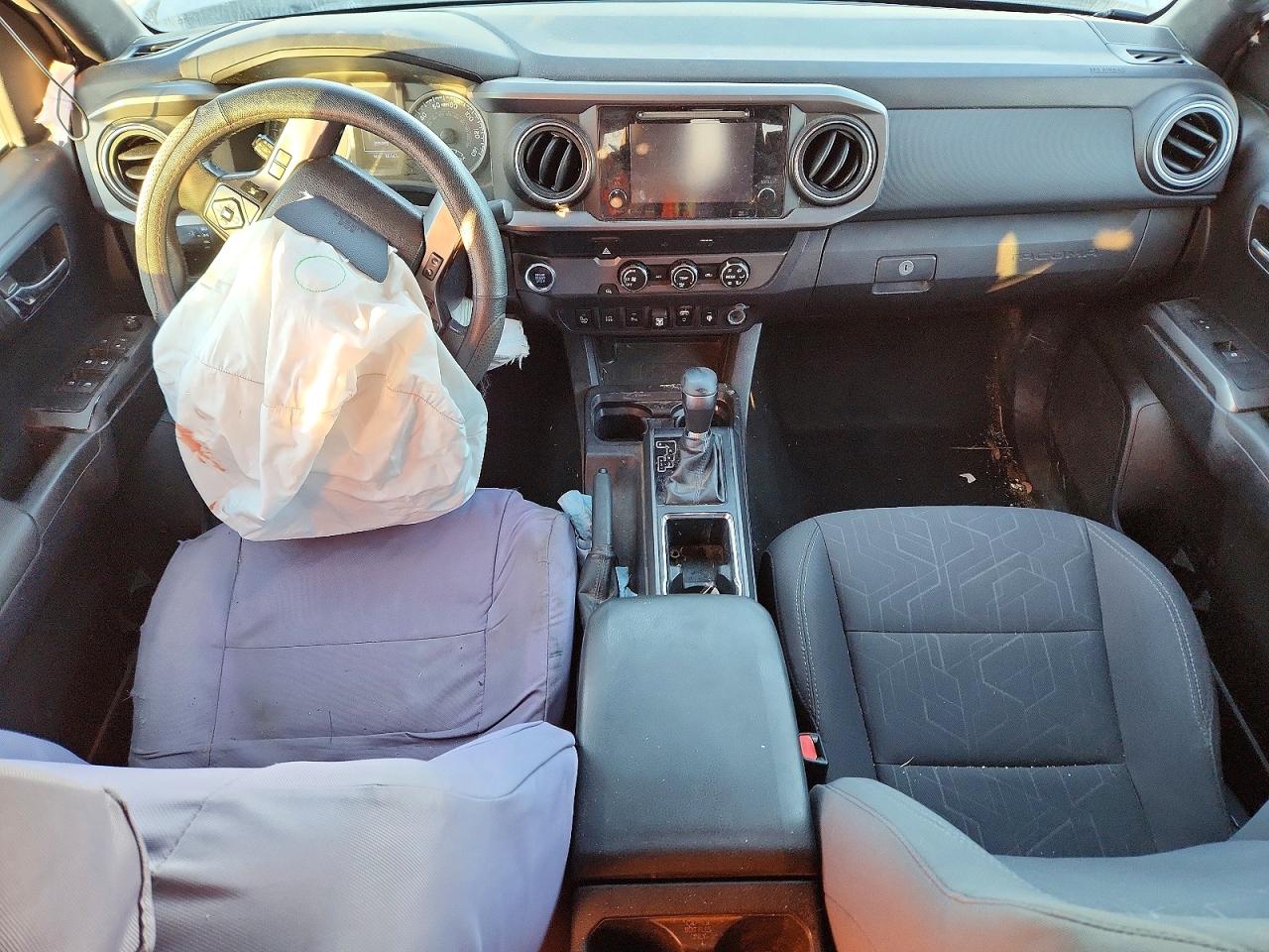 2019 TOYOTA TACOMA DOUBLE CAB photo 8