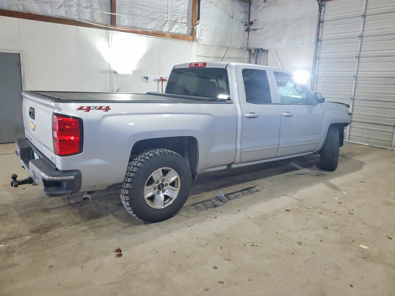 2018 CHEVROLET SILVERADO K1500 LT photo 3