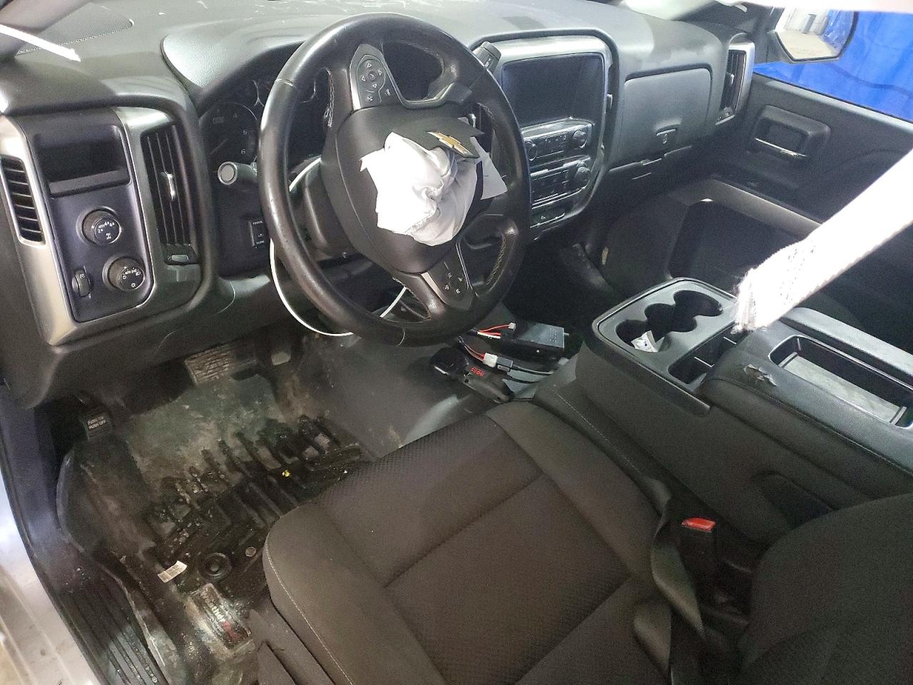 2018 CHEVROLET SILVERADO K1500 LT photo 8