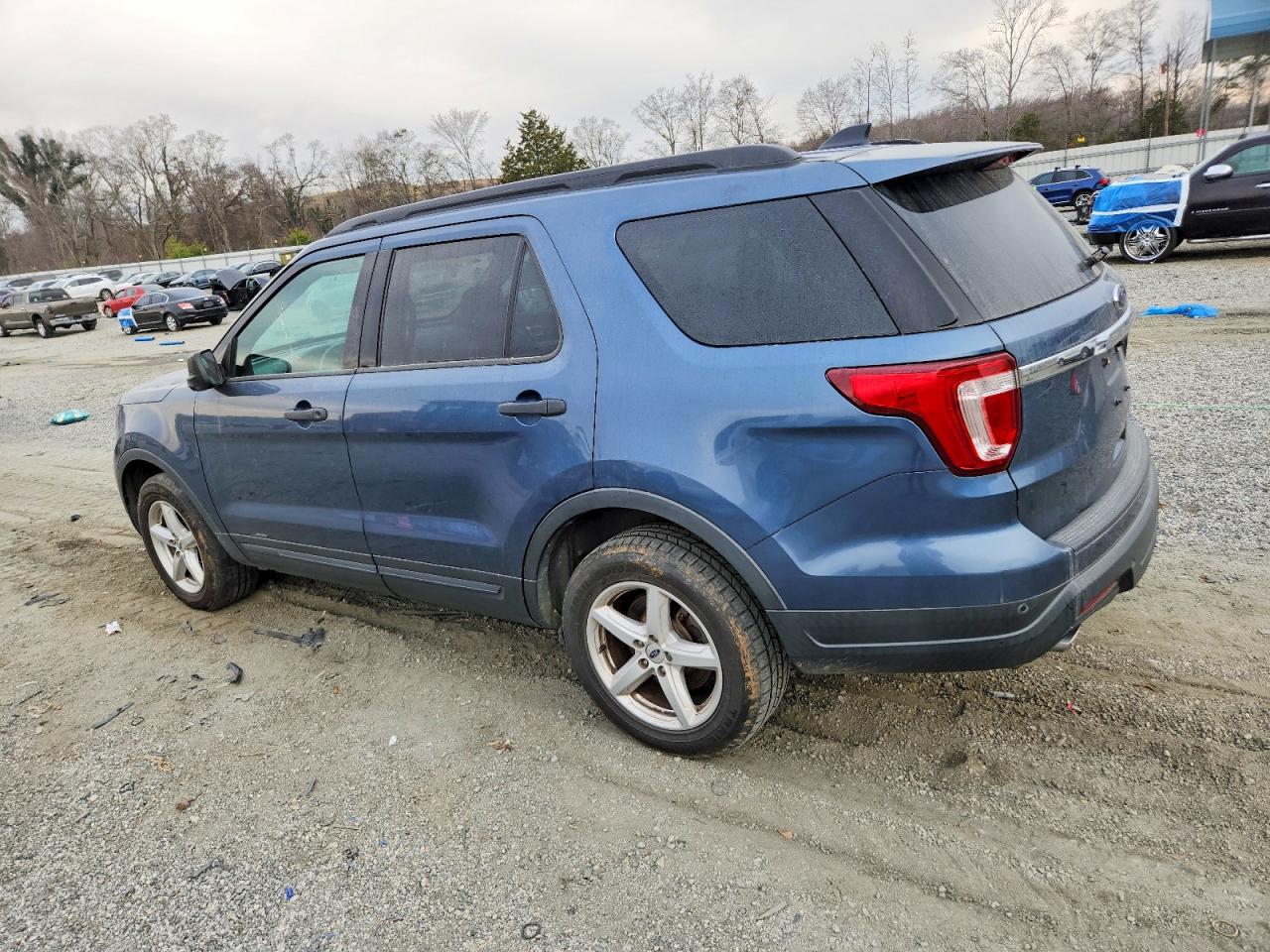 2018 FORD EXPLORER photo 4