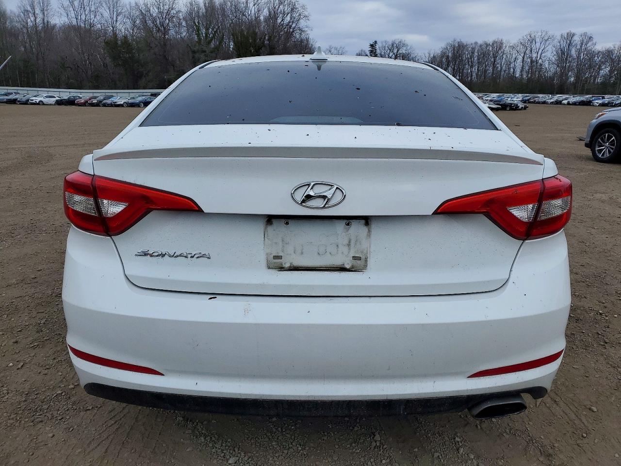 2016 HYUNDAI SONATA SE photo 11