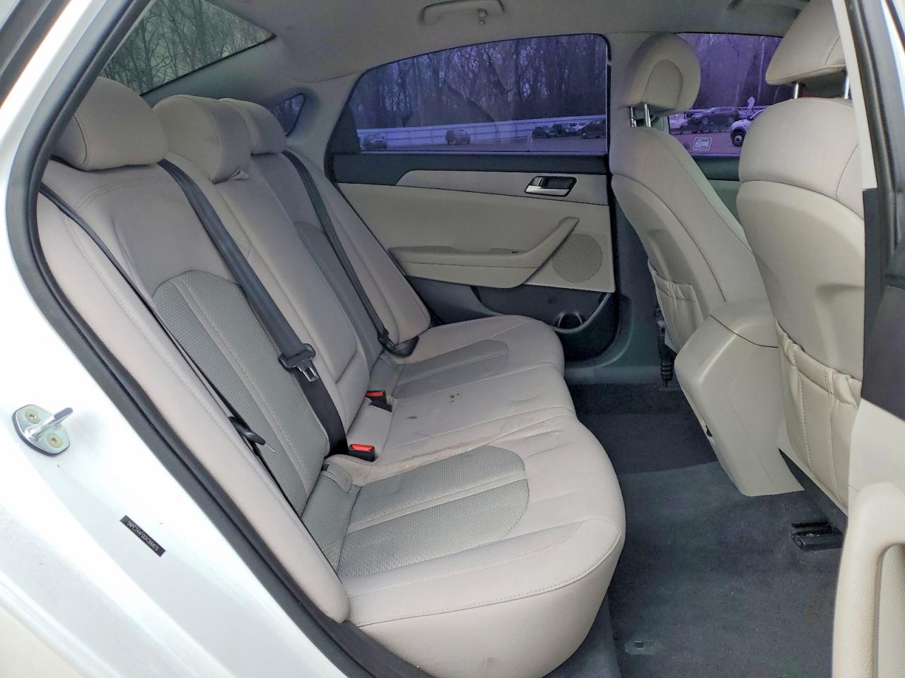 2016 HYUNDAI SONATA SE photo 19