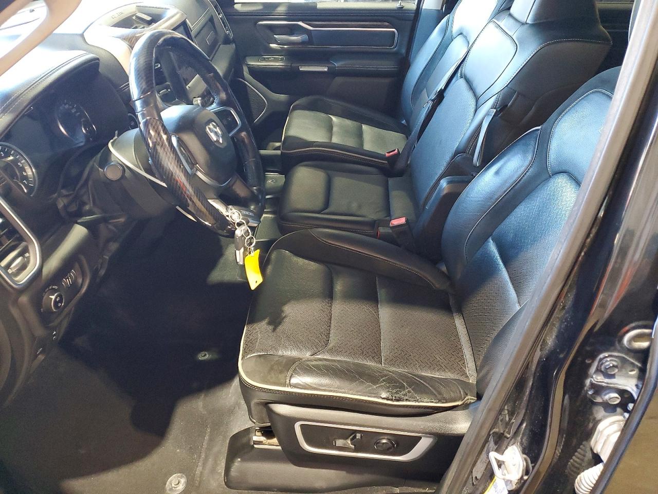 2019 RAM 1500 LARAMIE photo 13