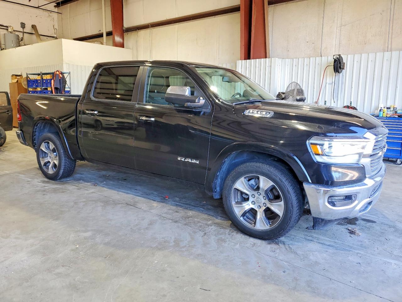2019 RAM 1500 LARAMIE photo 7