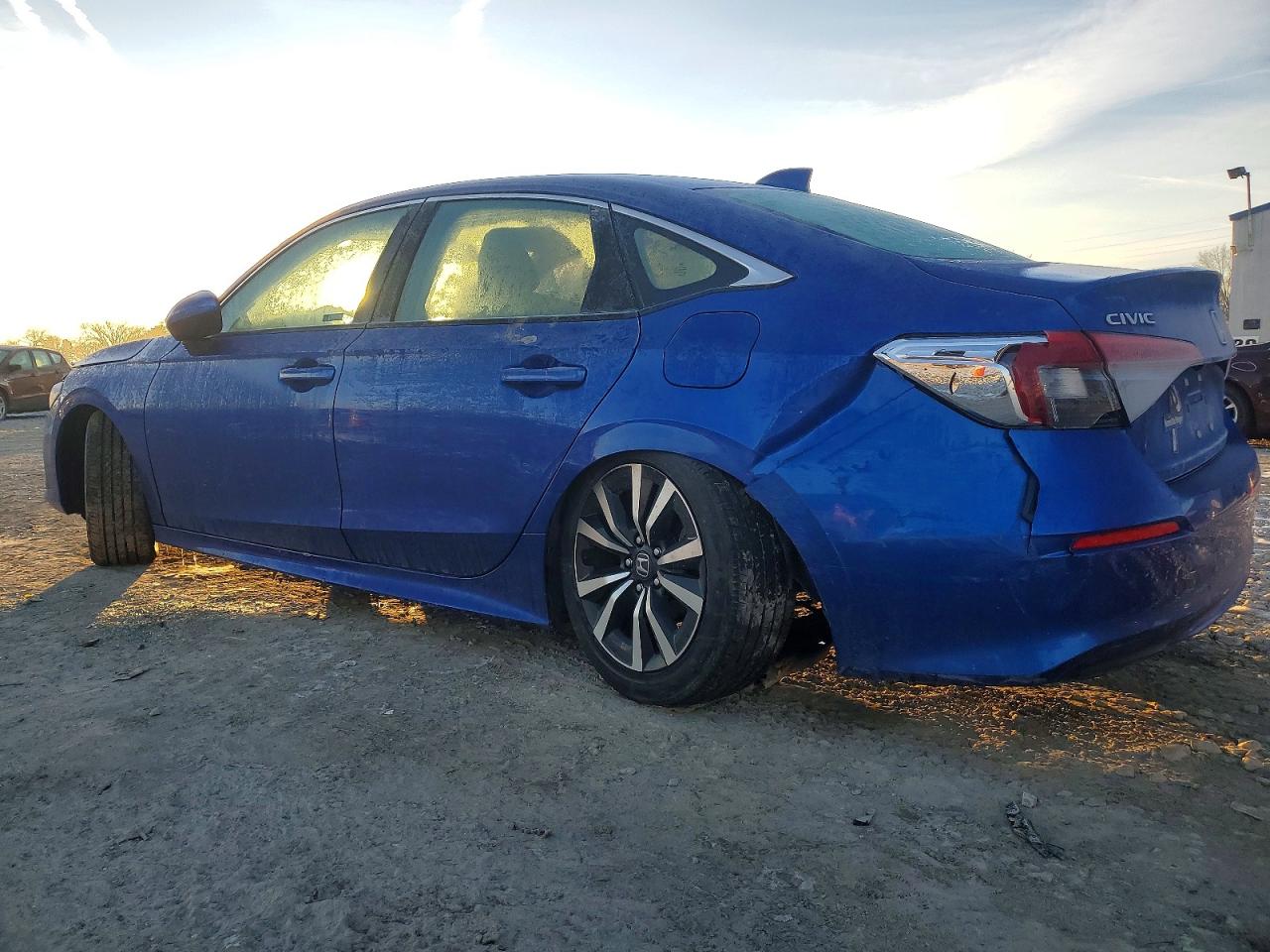2022 HONDA CIVIC EX photo 3
