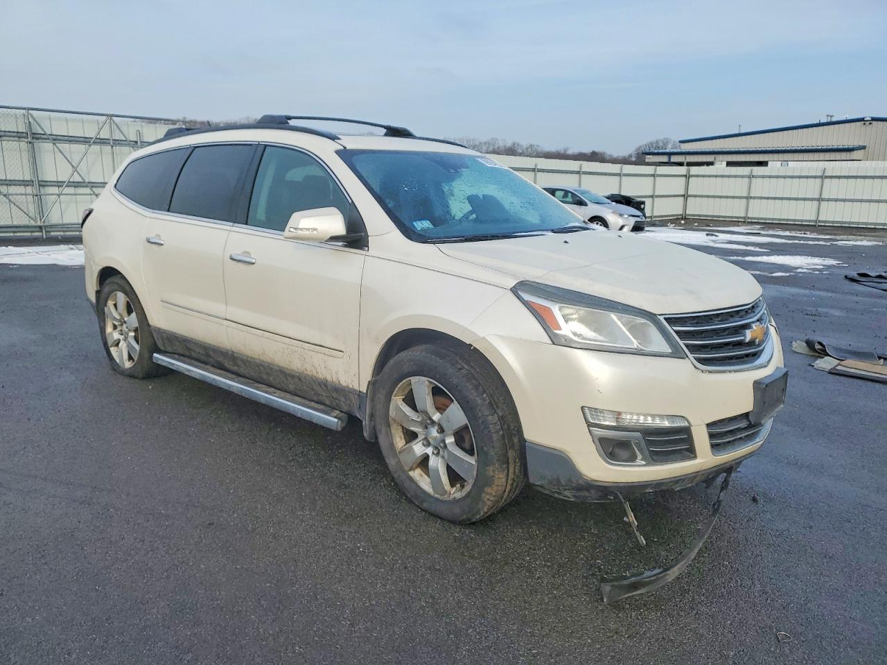 2014 CHEVROLET TRAVERSE LTZ photo 4