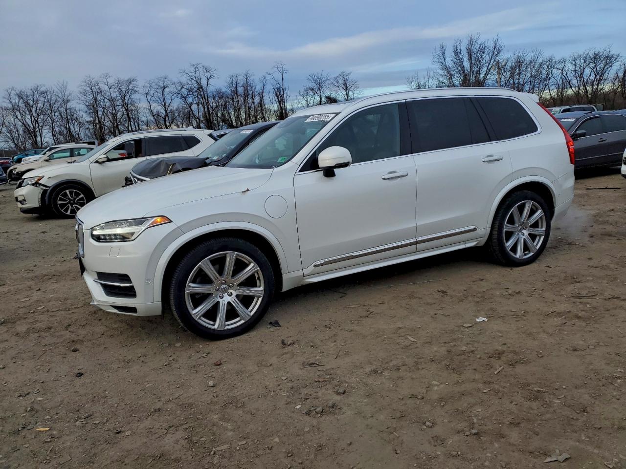 2018 VOLVO XC90
