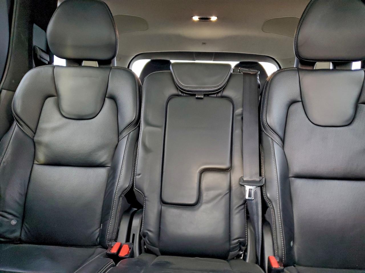 2018 VOLVO XC90 T8 photo 19