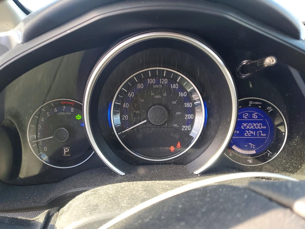 2016 HONDA FIT LX photo 9