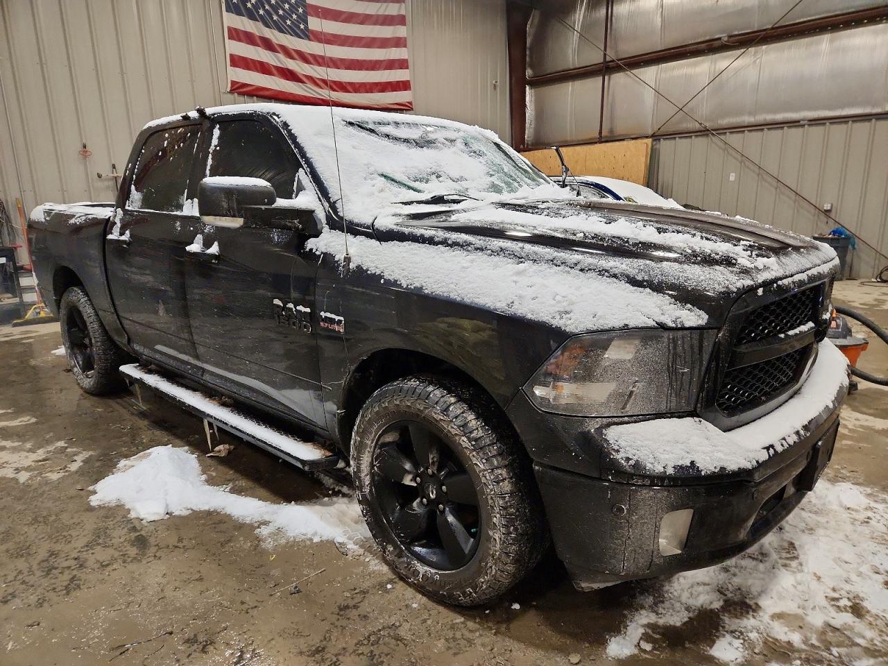 2018 RAM 1500 SLT photo 4