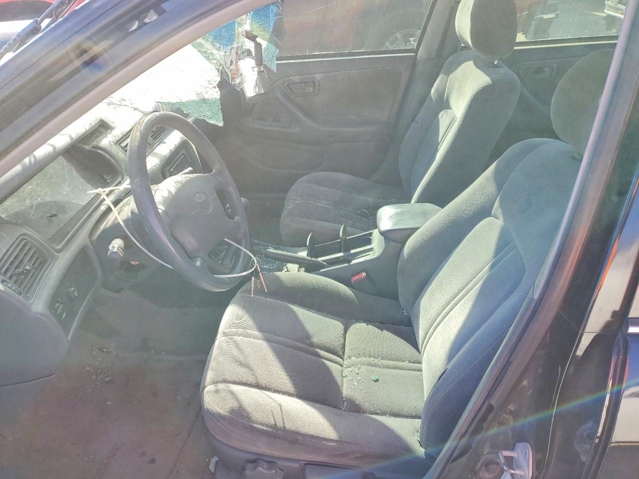 1997 TOYOTA CAMRY CE photo 7