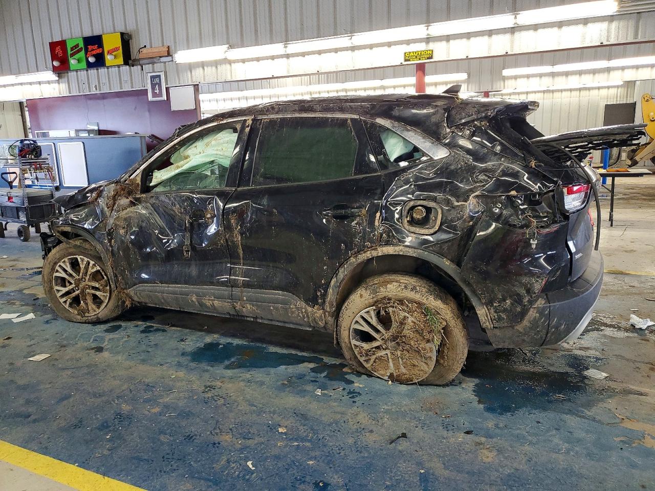 2022 FORD ESCAPE SEL photo 4