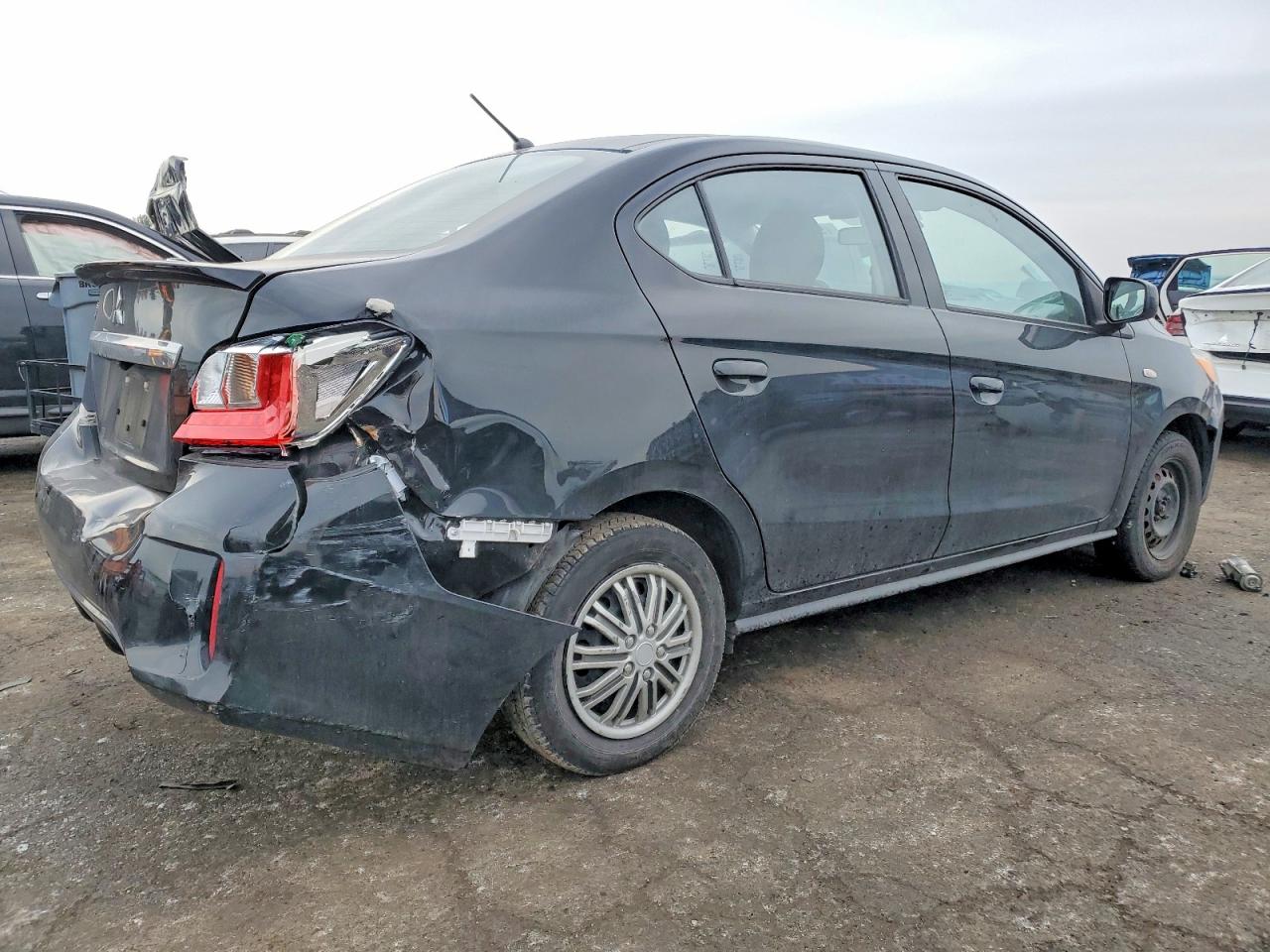 2022 MITSUBISHI MIRAGE G4 ES photo 3