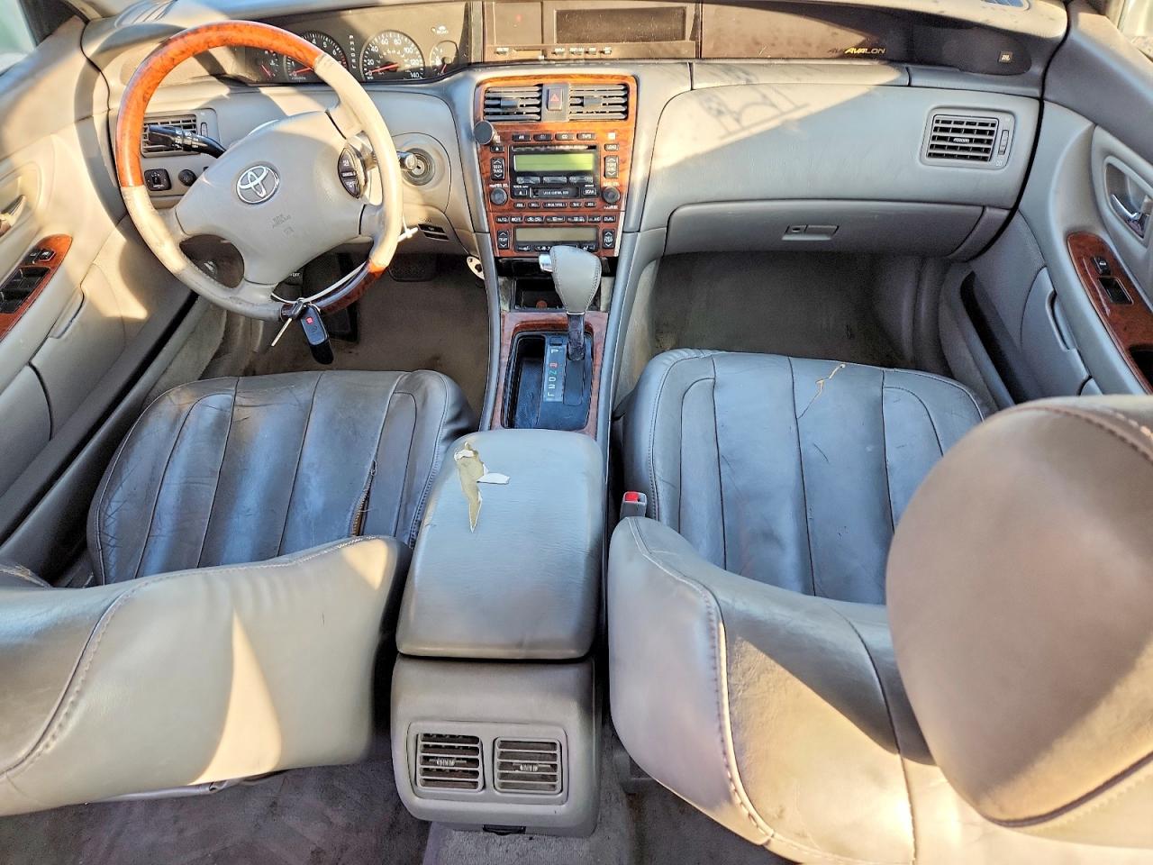 2003 TOYOTA AVALON photo 8
