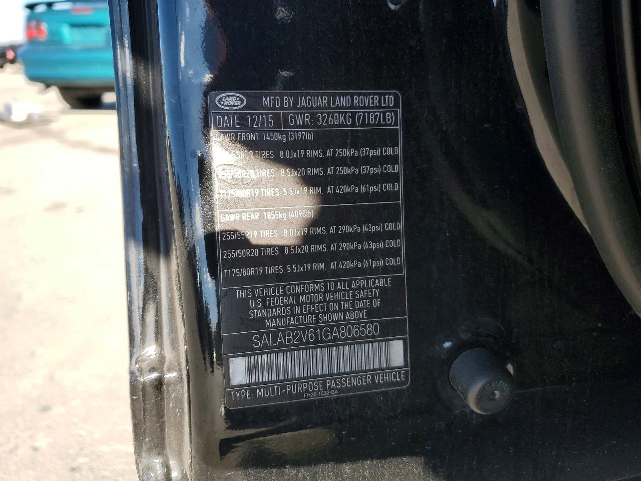 2016 LAND ROVER LR4 photo 13