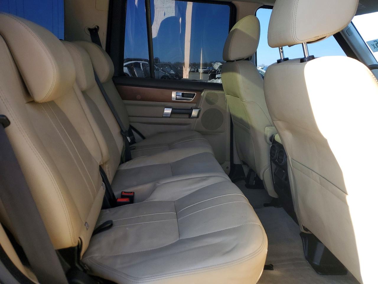 2016 LAND ROVER LR4 photo 11