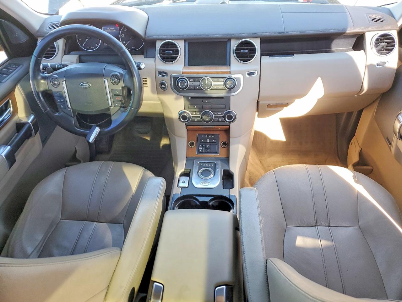 2016 LAND ROVER LR4 photo 8