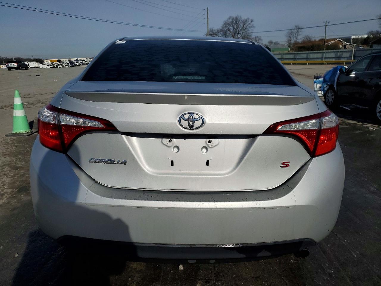 2015 TOYOTA COROLLA L photo 6