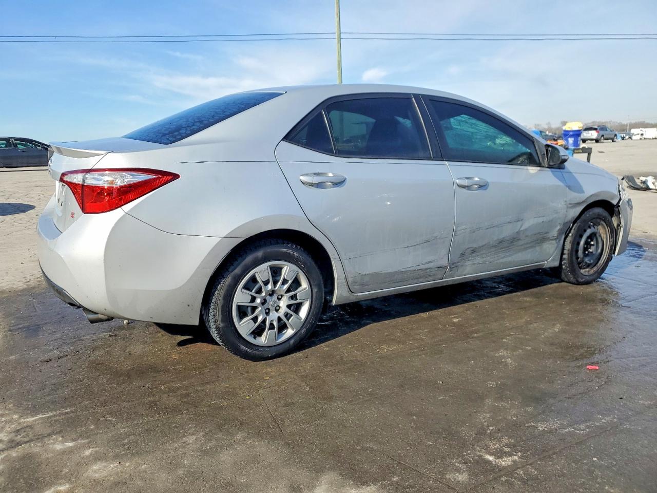 2015 TOYOTA COROLLA L photo 3
