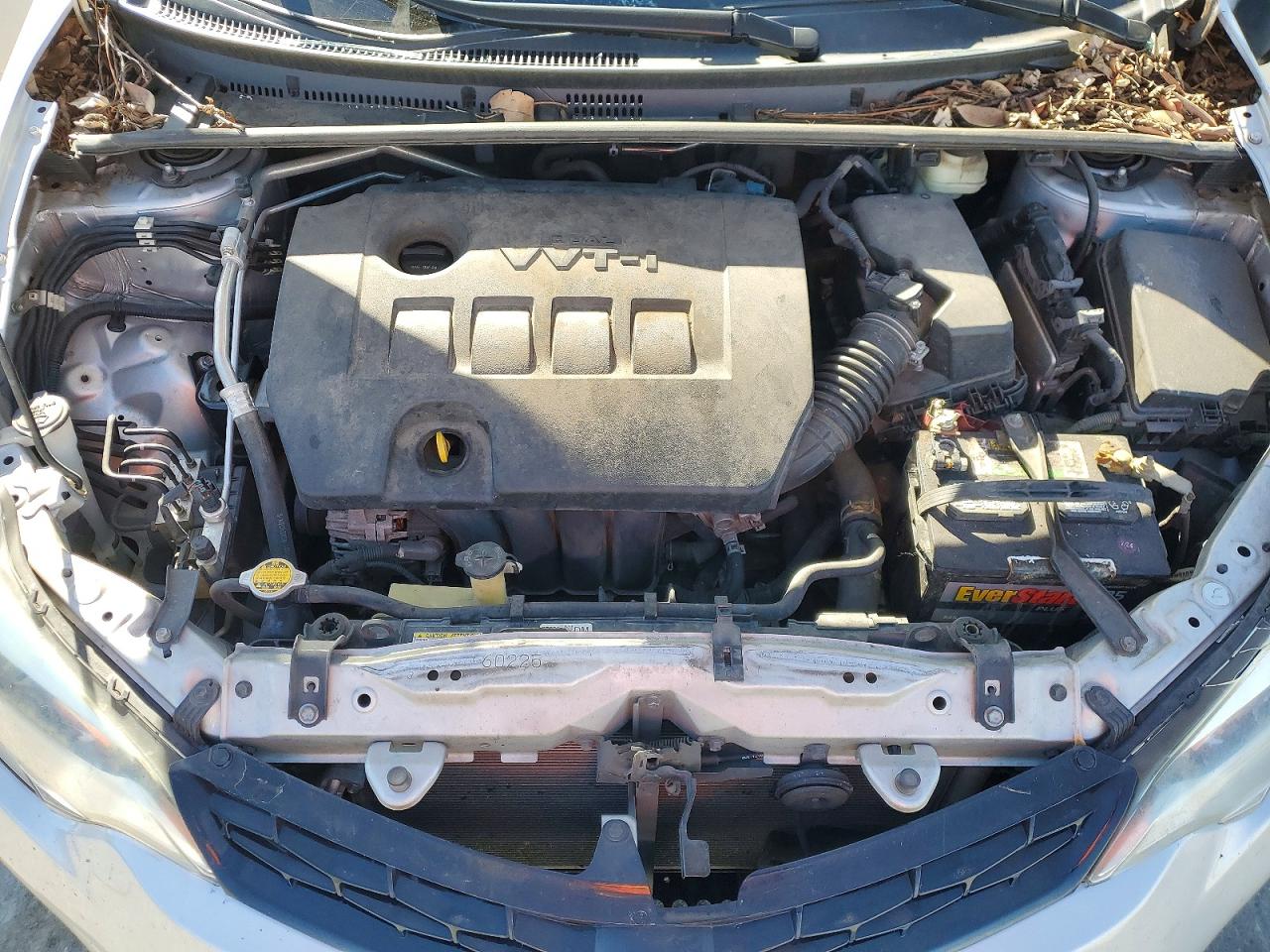 2015 TOYOTA COROLLA L photo 11