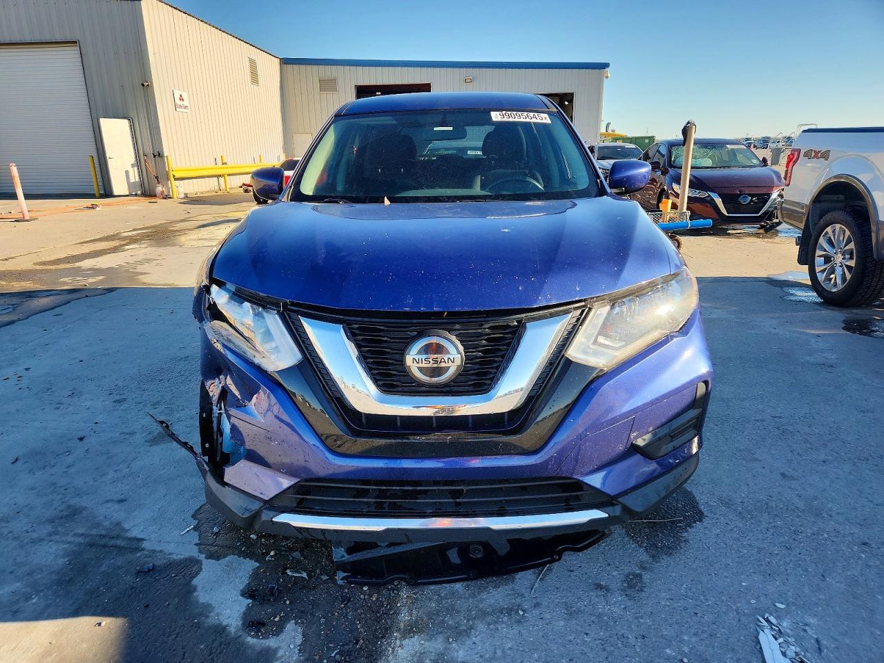 2018 NISSAN ROGUE S photo 9