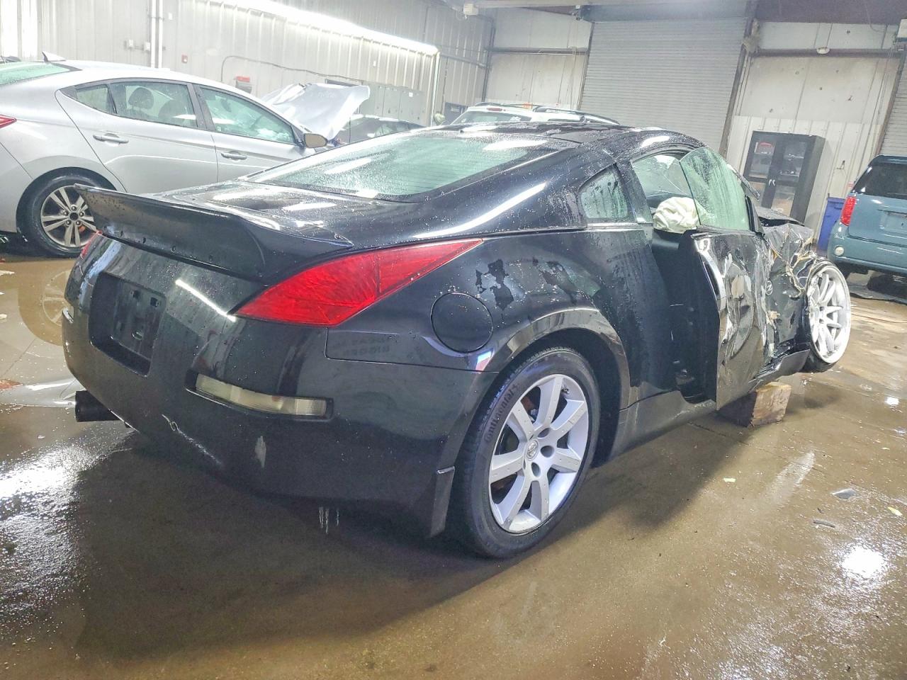 2005 NISSAN 350Z BASE photo 3