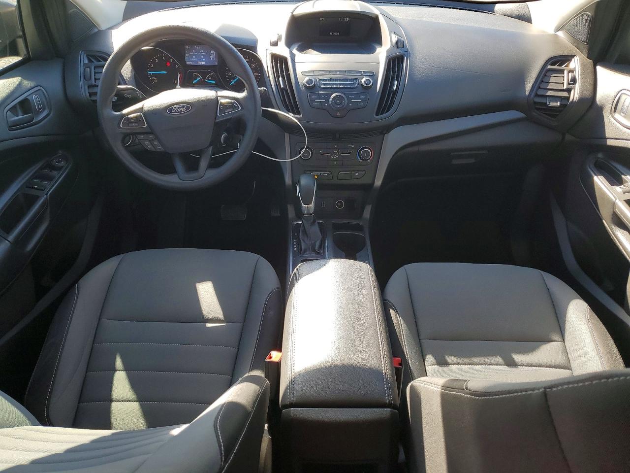 2019 FORD ESCAPE S photo 8