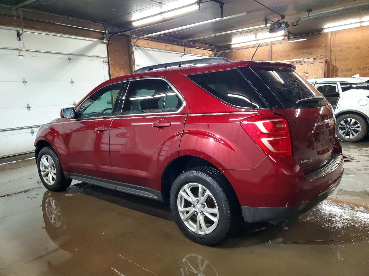 2016 CHEVROLET EQUINOX LT photo 2
