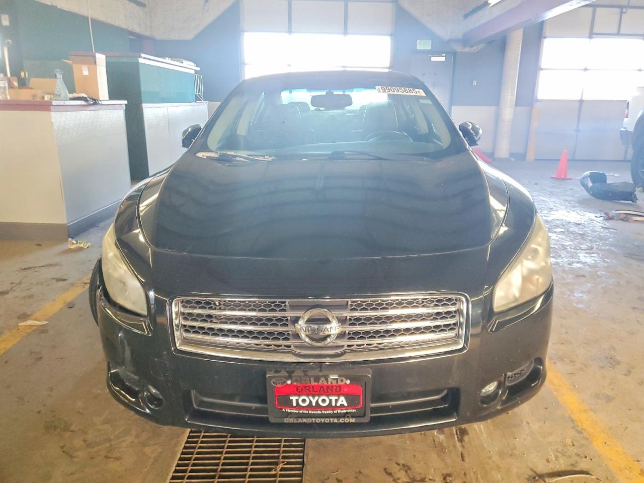 2011 NISSAN MAXIMA S photo 5