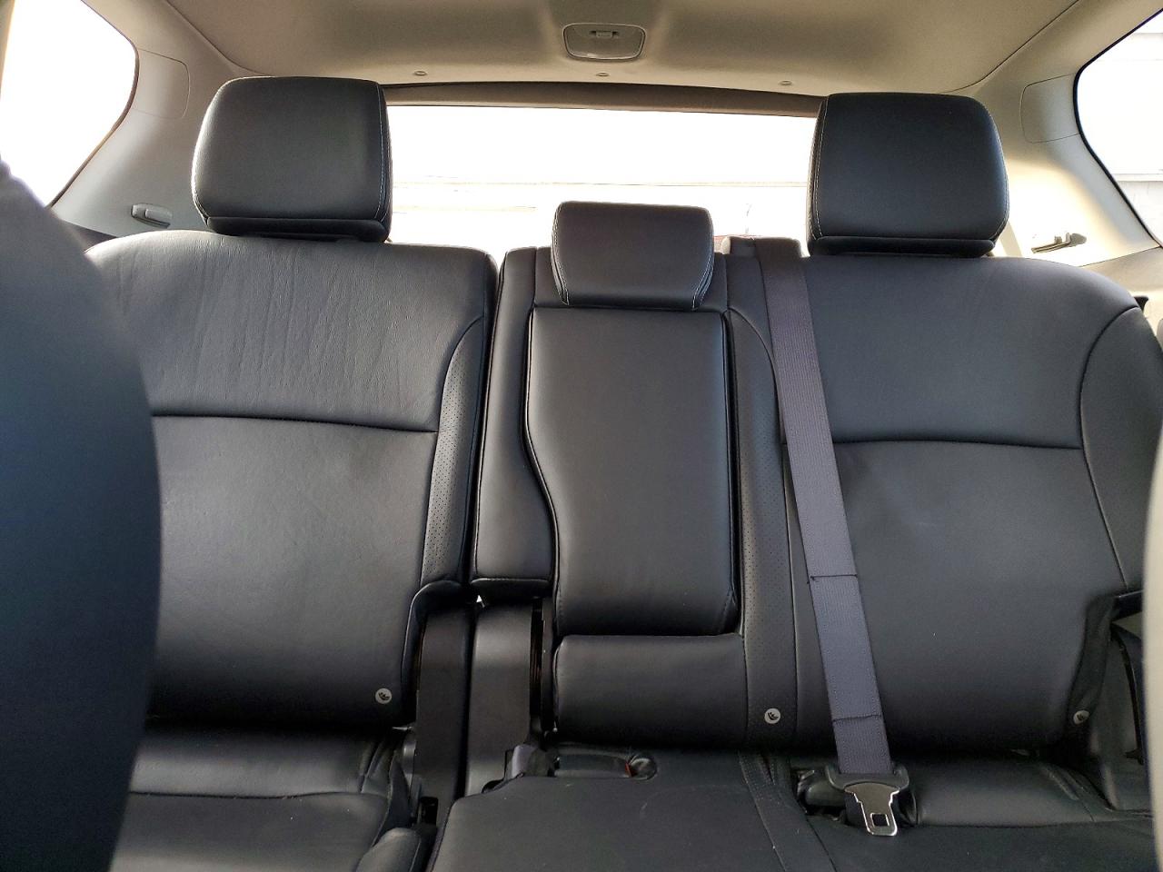 2011 MITSUBISHI OUTLANDER GT photo 10