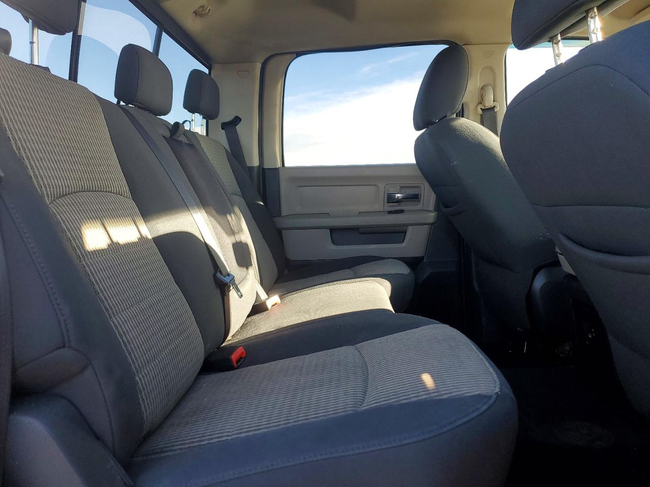 2010 DODGE RAM 1500 photo 10