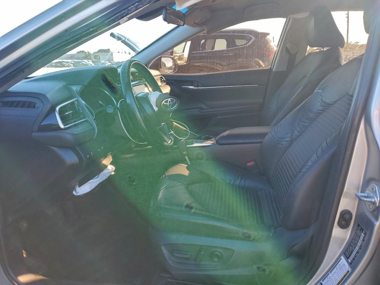 2018 TOYOTA CAMRY L photo 7