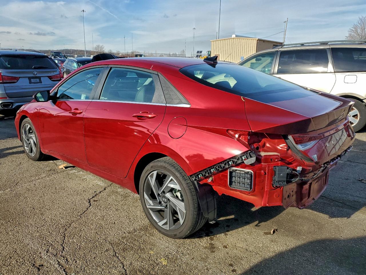 2025 HYUNDAI ELANTRA LIMITED photo 2