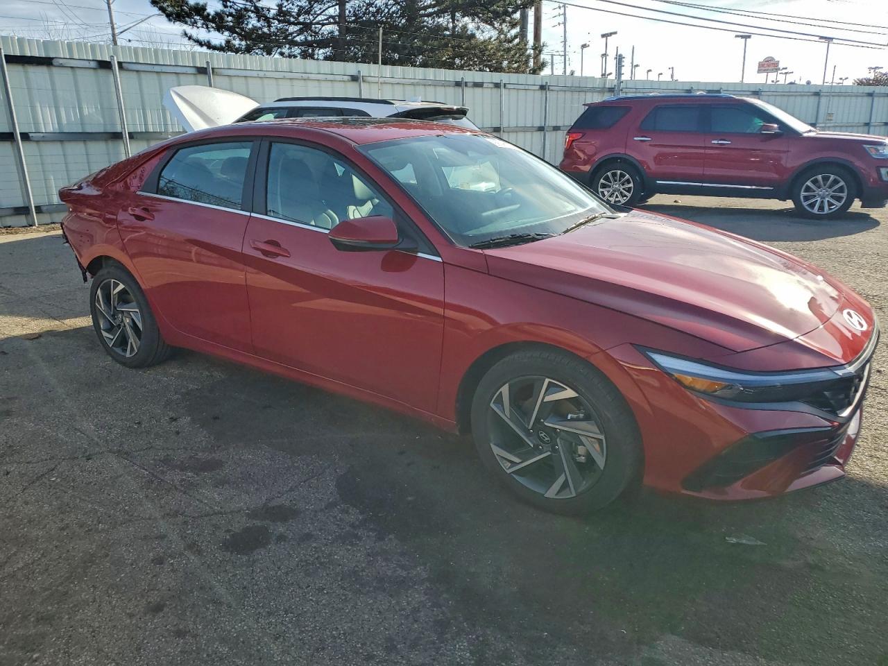 2025 HYUNDAI ELANTRA LIMITED photo 4