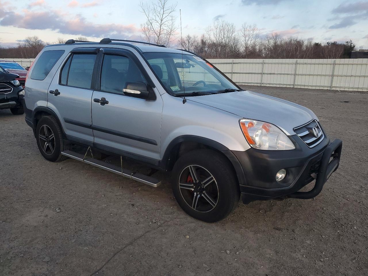 2005 HONDA CR-V LX photo 7