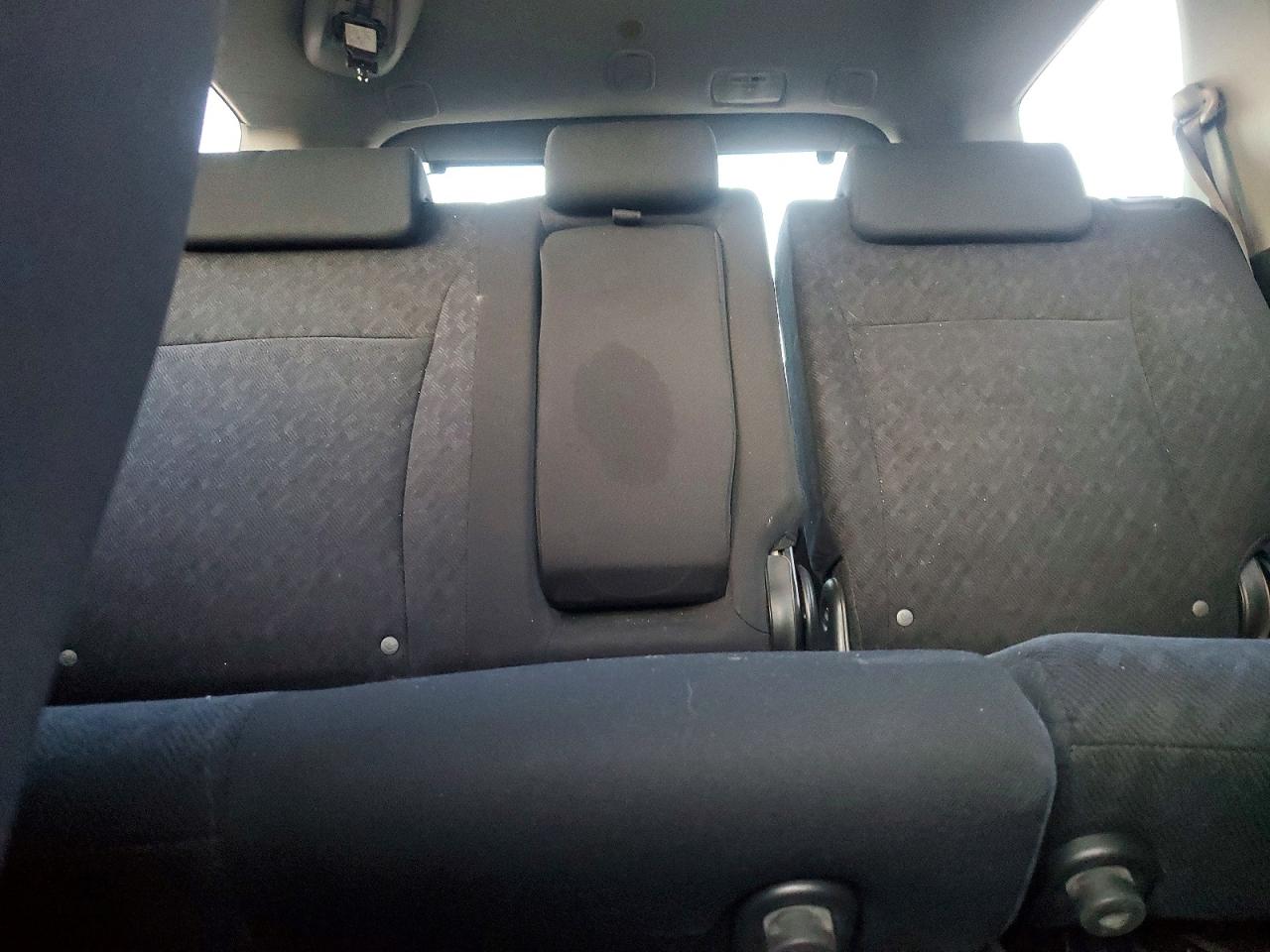 2005 HONDA CR-V LX photo 19