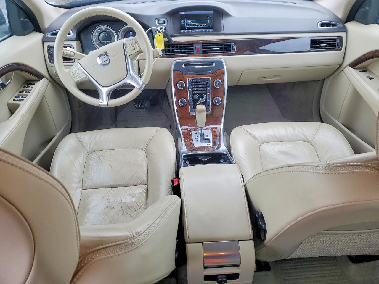 2012 VOLVO XC70 3.2 photo 8