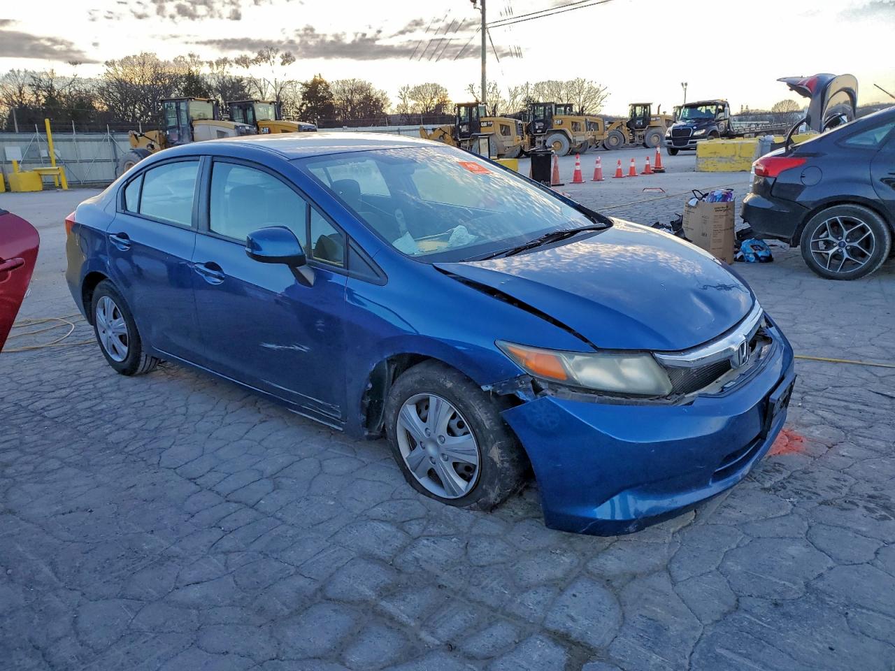 2012 HONDA CIVIC LX photo 4